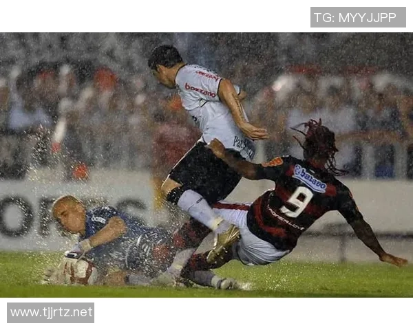 巴国际与科林蒂安的精彩对决分析与赛后点评 巴国际与科林蒂安的精彩对决分析与赛后点评